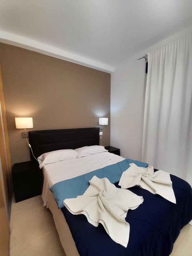 Center Playa Poniente Apartment