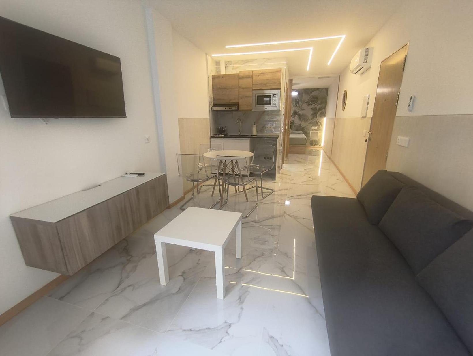 Apartment Center Playa Poniente *